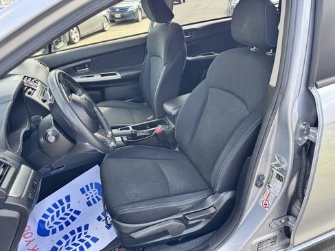 Used 2014 Subaru Crosstrek 2.0i Premium AWD/4WD image 17