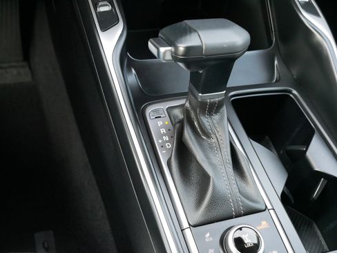 Certified 2025 Kia Sorento S image 24