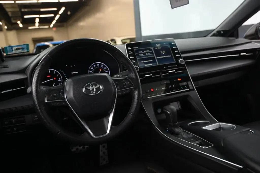 Used 2019 Toyota Avalon XSE w/ All Weather Liner Package FWD image 29