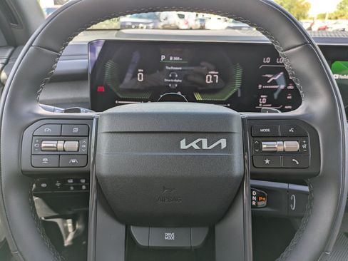 Used 2027 Kia Telluride S FWD image 25