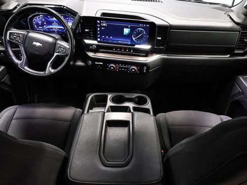 Used 2024 Chevrolet Silverado 3500 LT w/ Convenience Package image 26