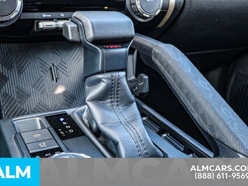 Used 2024 Toyota Tacoma TRD Off-Road image 42