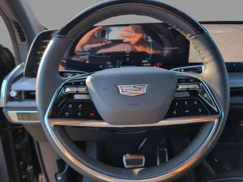 New 2026 Cadillac Vistiq Luxury image 21