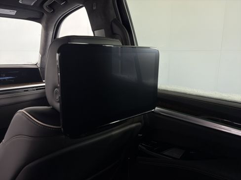 Used 2025 Cadillac Escalade Sport Platinum image 21