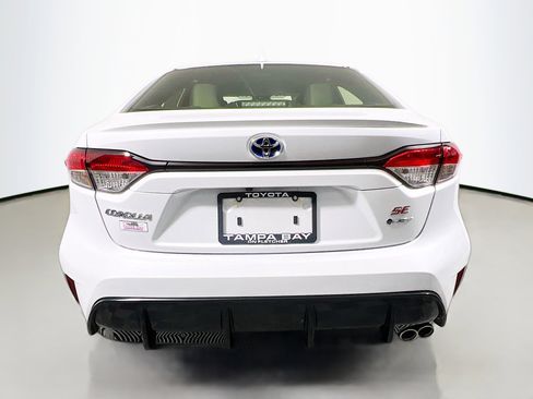 Used 2025 Toyota Corolla SE FWD image 6