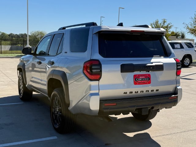 Used 2026 Toyota 4Runner SR5 AWD/4WD image 9