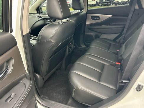 Used 2023 Nissan Murano SV w/ SV Midnight Edition Package AWD/4WD image 9