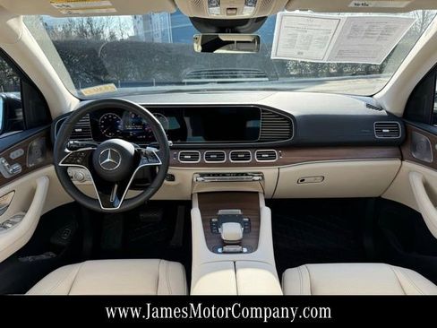 Certified 2026 Mercedes-Benz GLS 450 4MATIC image 15