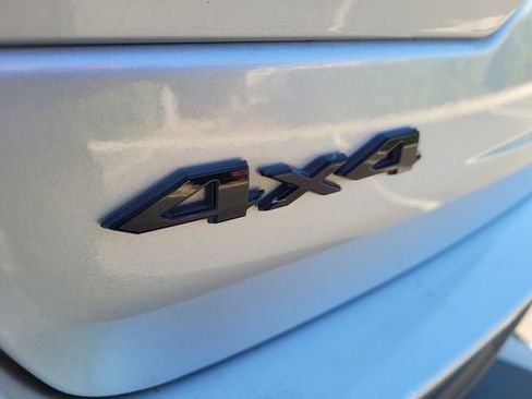 Used 2024 Jeep Grand Cherokee Altitude image 26