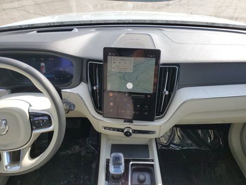 New 2026 Volvo XC60 B5 Ultra w/ Protection Package Premier image 25