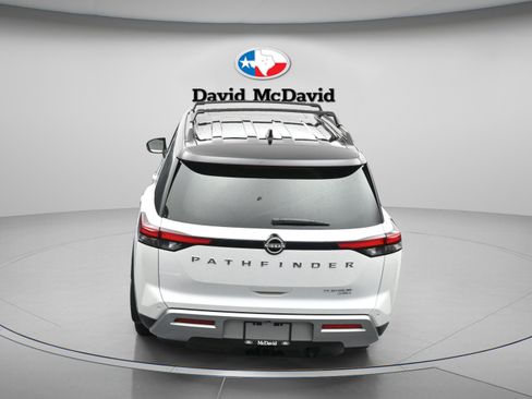 Used 2025 Nissan Pathfinder Platinum w/ Cargo Package AWD/4WD image 43