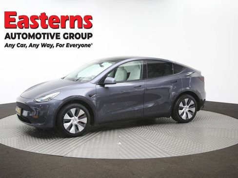Used 2022 Tesla Model Y Long Range AWD/4WD image 52