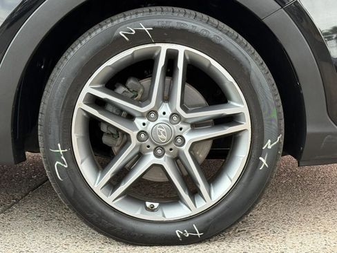 Used 2018 Hyundai Santa Fe Limited FWD image 25