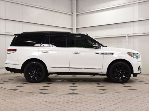 Used 2024 Lincoln Navigator Black Label AWD/4WD image 9
