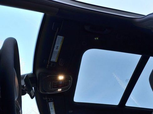 New 2025 Jeep Grand Cherokee Limited image 33