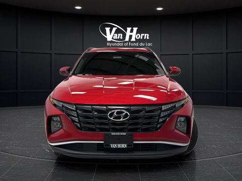 Used 2022 Hyundai Tucson SEL w/ Convenience Package AWD/4WD image 2