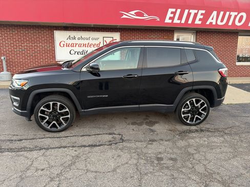 Used 2018 Jeep Compass Limited w/ Navigation Group image 3