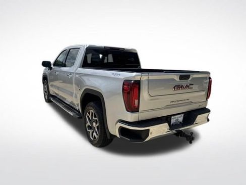 Used 2022 GMC Sierra 1500 SLT w/ SLT Premium Plus Package AWD/4WD image 6