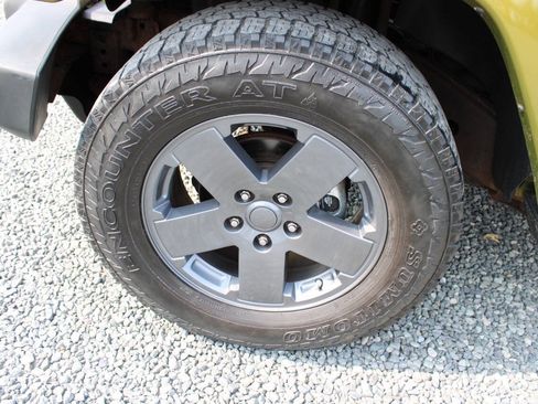 Used 2008 Jeep Wrangler Unlimited Sahara AWD/4WD image 24