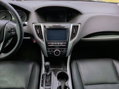 Used 2018 Acura TLX w/ Technology Package image 33