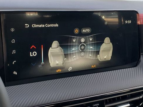 New 2025 Nissan Kicks SR w/ SR Premium Package image 21