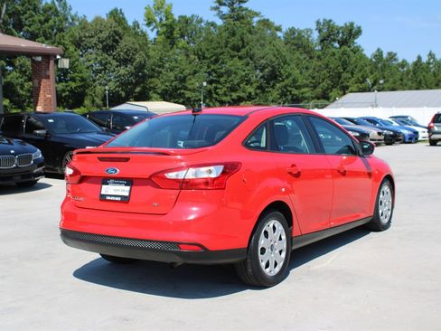 Used 2012 Ford Focus SE image 6