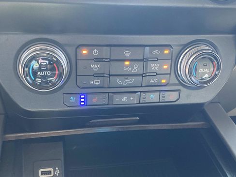 Used 2019 Ford F150 Limited AWD/4WD image 22