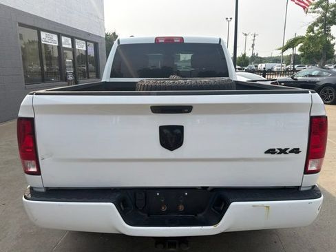 Used 2018 RAM 1500 Express w/ Express Value Package AWD/4WD image 5