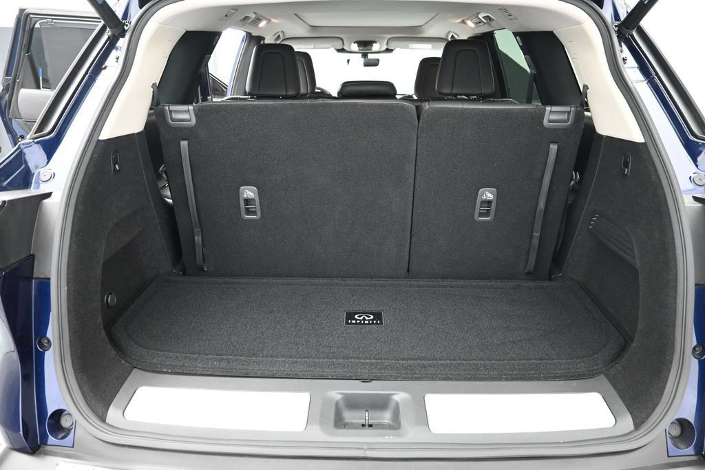 Used 2023 INFINITI QX60 Luxe w/ Performance Audio Package FWD image 15