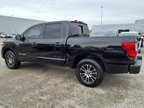 Used 2023 Nissan Titan SV image 20