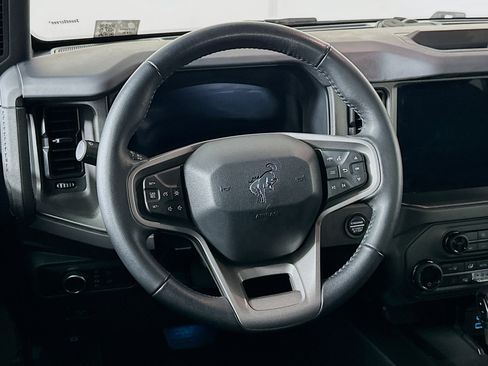 Used 2025 Ford Bronco Big Bend image 18