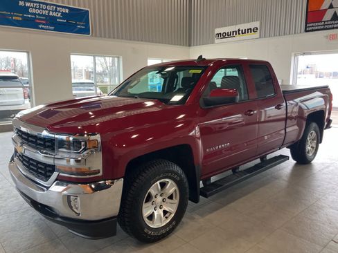 Used 2018 Chevrolet Silverado 1500 LT w/ All Star Edition image 1