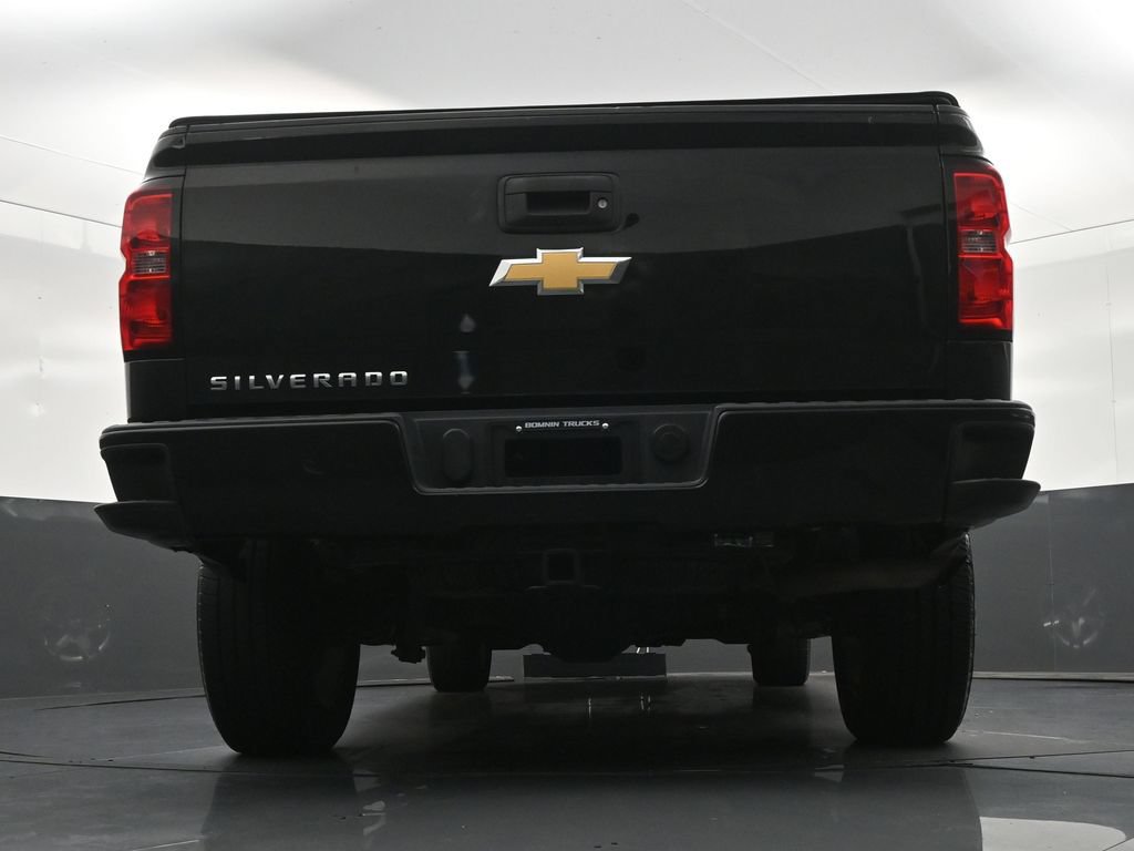 Used 2018 Chevrolet Silverado 1500 Custom RWD image 31