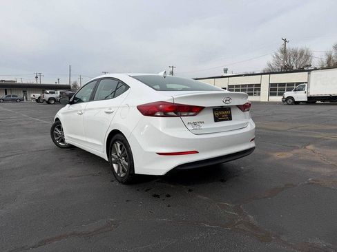 Used 2018 Hyundai Elantra SEL FWD image 30