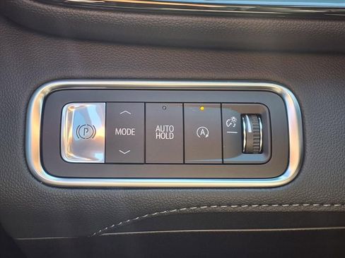 New 2026 Buick Enclave Sport Touring w/ Power Package image 8