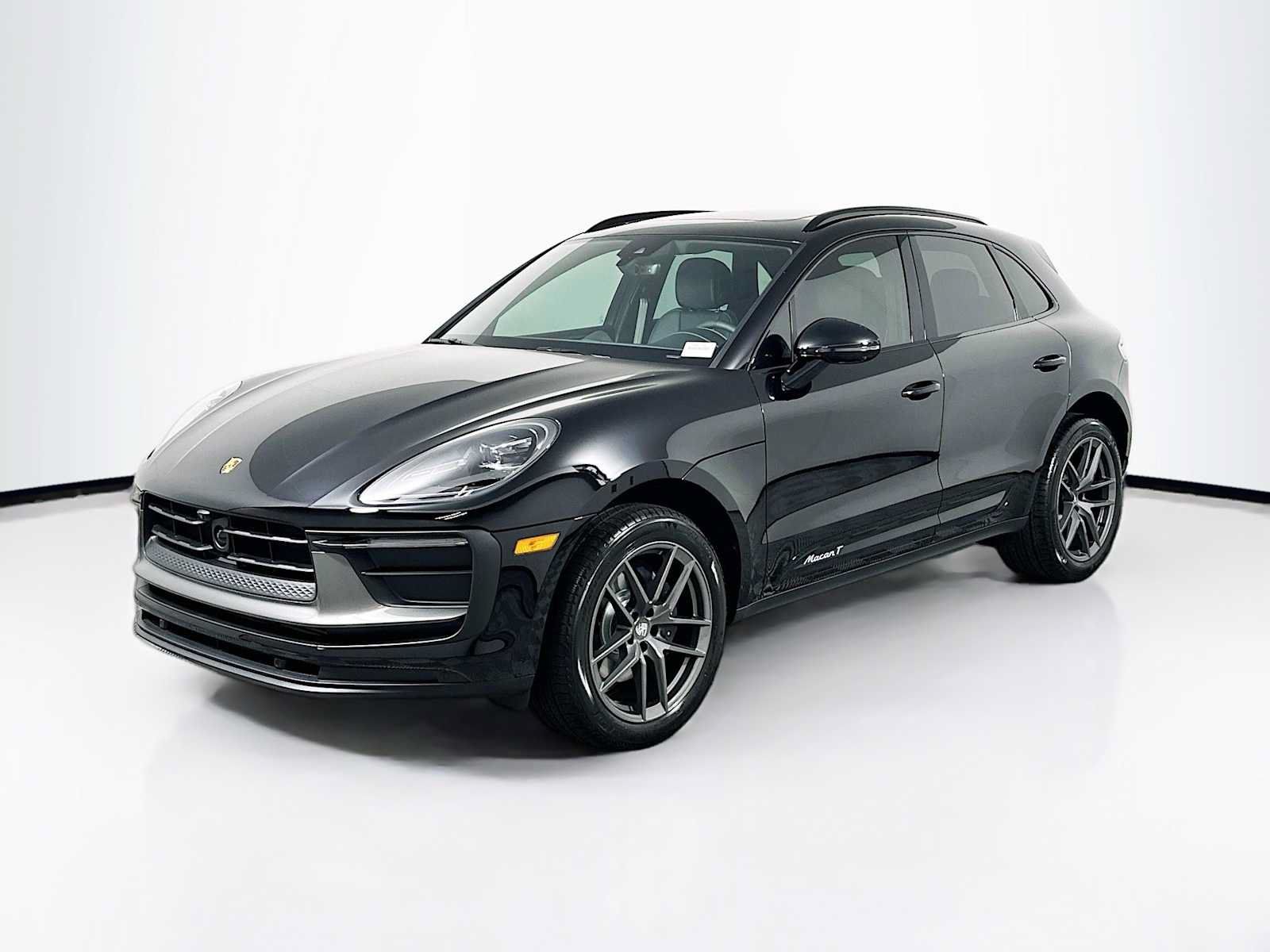 Used 2026 Porsche Macan Turbo AWD/4WD image 1