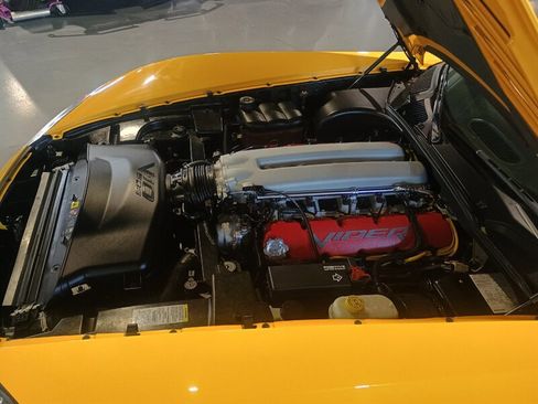 Used 2005 Dodge Viper SRT-10 image 46