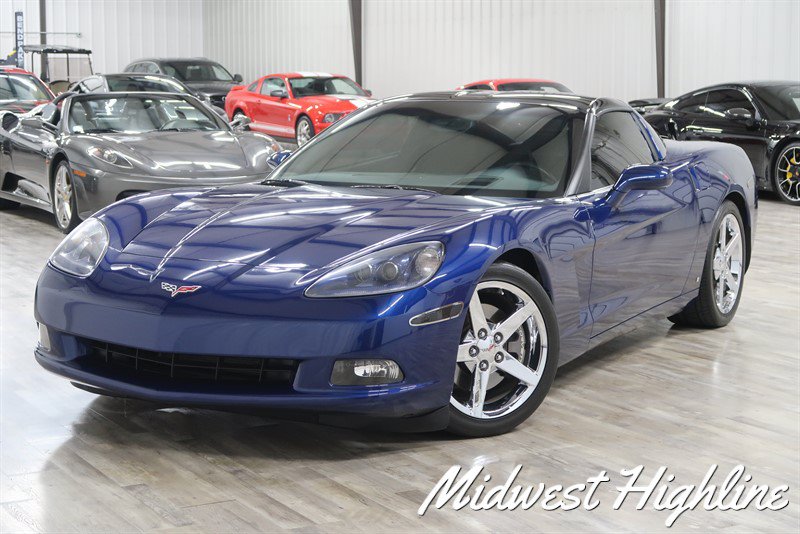 Used 2006 Chevrolet Corvette Coupe w/ Preferred Equipment Group RWD image 1