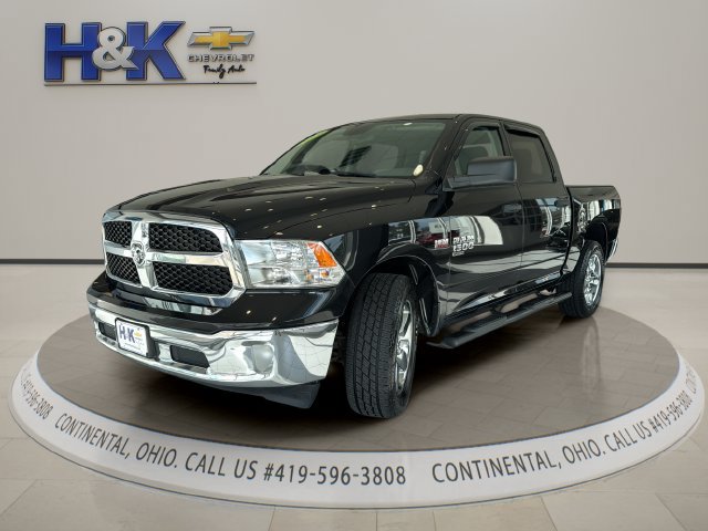 Used 2019 RAM 1500 ST w/ SXT Plus Group AWD/4WD image 3