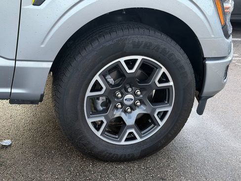 Used 2025 Ford F150 STX w/ Equipment Group 200A RWD image 9