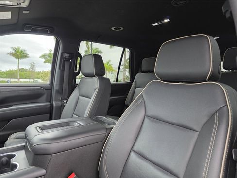Used 2022 GMC Yukon SLT image 23