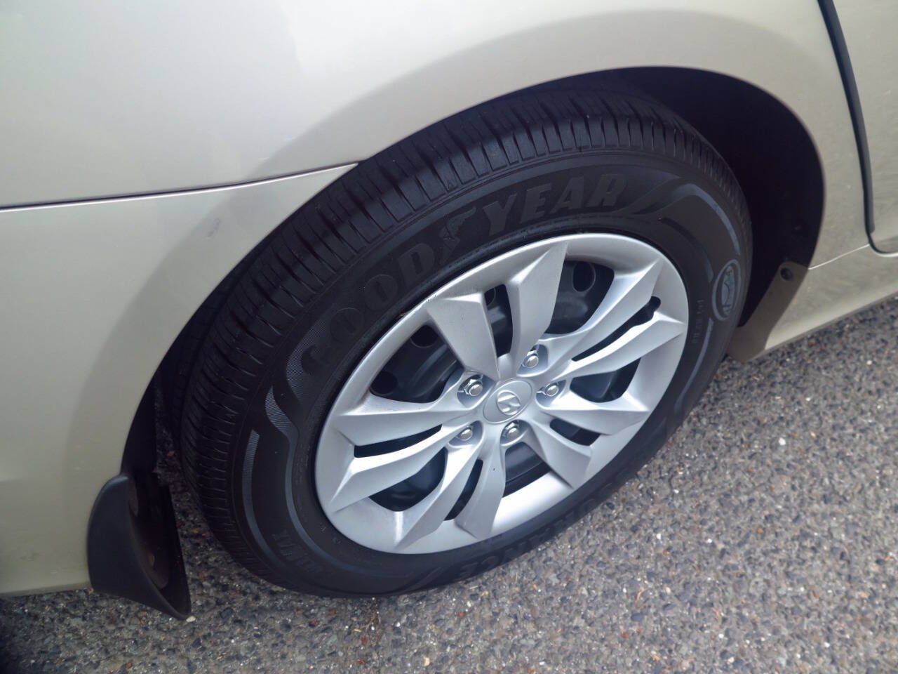 Used 2011 Hyundai Sonata GLS FWD image 36