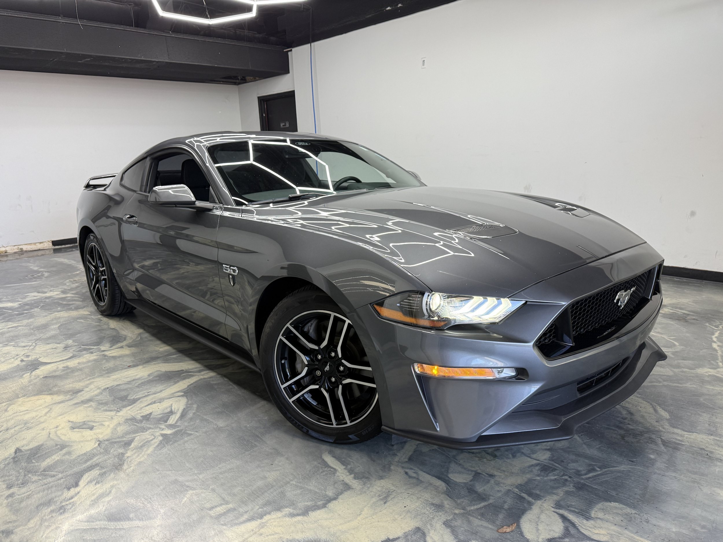 Used 2021 Ford Mustang GT Premium w/ Equipment Group 401A RWD image 4