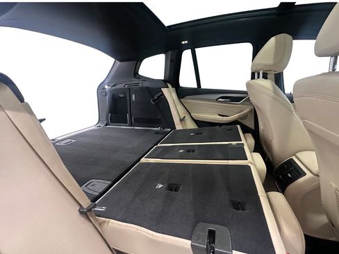 Used 2018 BMW X3 M40i w/ Premium Package image 16