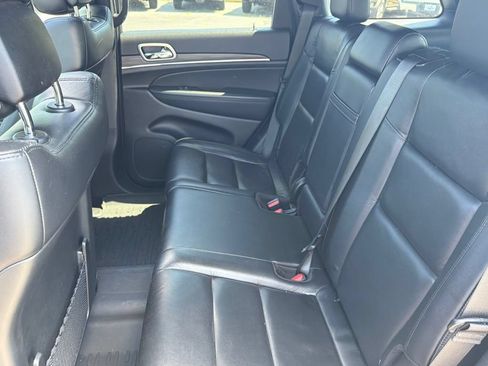 Used 2022 Jeep Grand Cherokee Limited AWD/4WD image 12