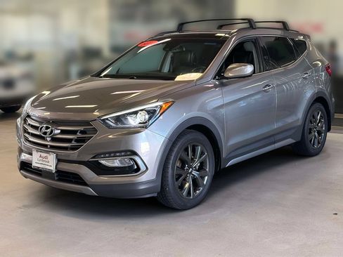 Used 2018 Hyundai Santa Fe Sport w/ 2.0T Ultimate Tech Package 05 AWD/4WD image 3