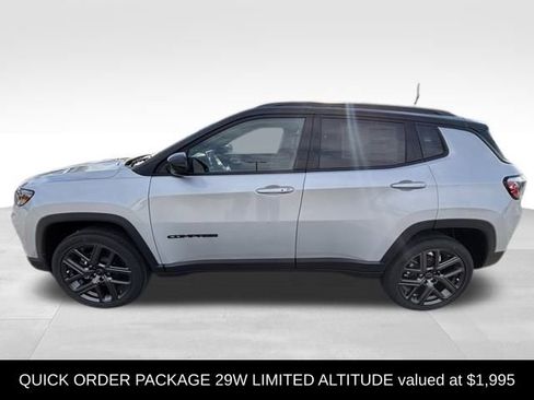 New 2026 Jeep Compass Limited AWD/4WD image 3