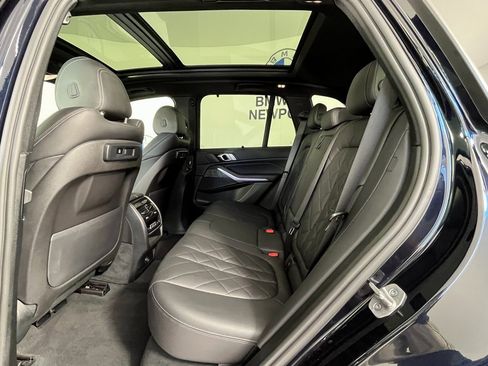 Used 2023 BMW X5 xDrive40i w/ Executive Package image 22