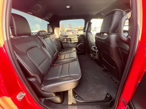 Used 2024 RAM 1500 Laramie image 24