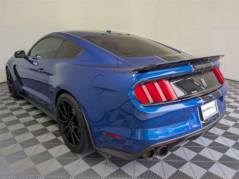Used 2017 Ford Mustang Shelby GT350 RWD image 7